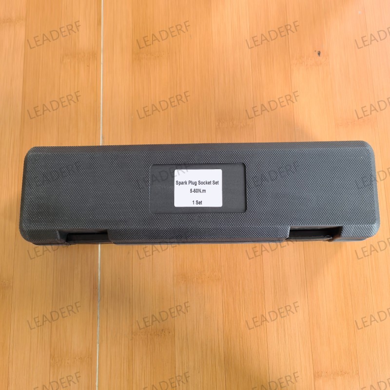 Spark plug socket set/ 5-60N.m